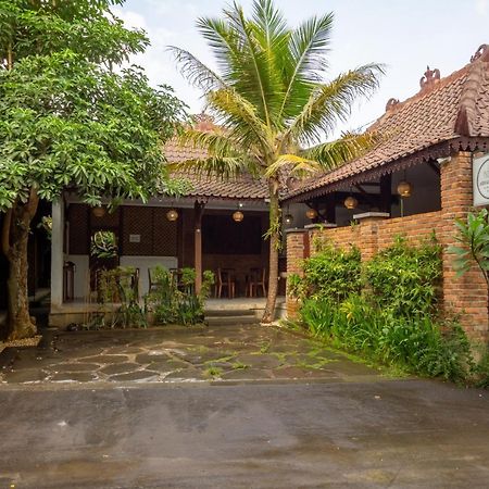 Abhaya Mudra Homestay Magelang Extérieur photo